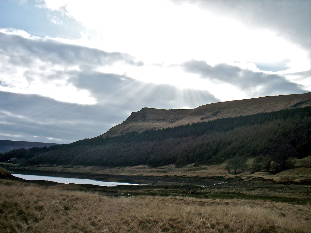 Hiking round dovestones (8)